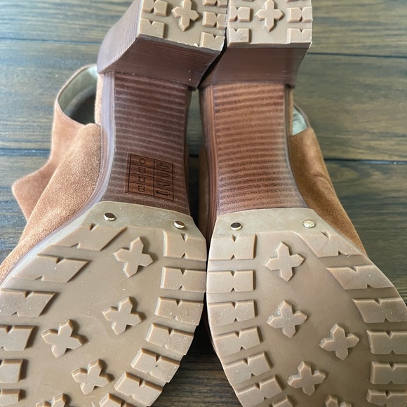 Michael Kors open toe shoe sandals size 9 1/2 Tan - Picture 4 of 4